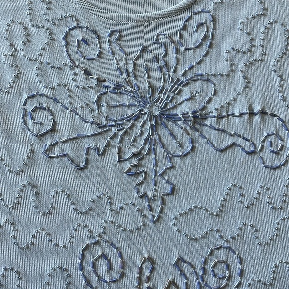 nice beaded top - Picture 4 of 6